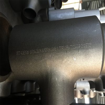 La saldatura testa a testa uguale del T ASTM A234 WPB delle attrezzature della conduttura che riduce il T ha personalizzato