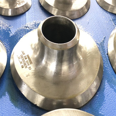 Il tubo del collo della saldatura di ASME B16.47 rf flangia acciaio inossidabile PN6 ha forgiato WN
