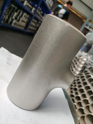 I T/300LB del acciaio al carbonio di DN15 DN30 hanno infilato il T uguale Sch 5 - Sch 160