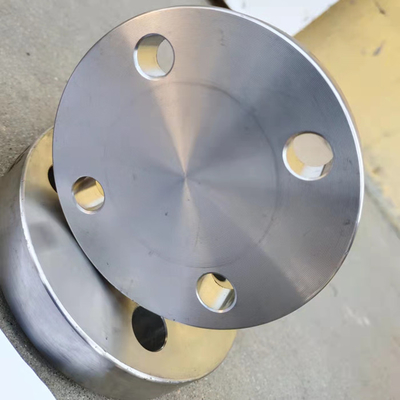 Il tubo cieco su ordinazione di acciaio dolce flangia classe di ASME B16.47 una grande precisione di 900 FF